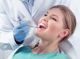 ultrazvukovaya-chistka-zubov